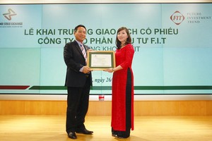 FIT ấn tượng ngay từ phiên chào sàn